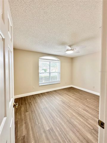 206 PALERMO PLACE, Lady Lake, FL 32159