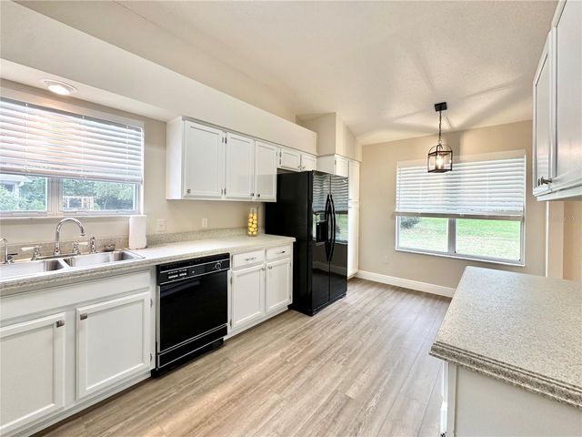 206 PALERMO PLACE, Lady Lake, FL 32159