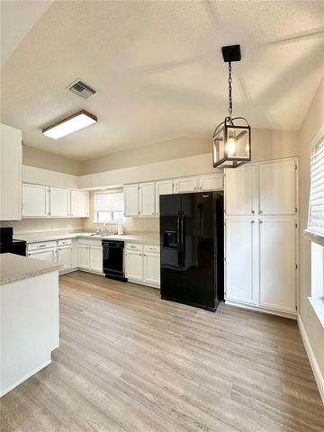 206 PALERMO PLACE, Lady Lake, FL 32159