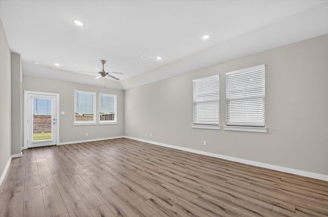 307 Bertney Drive, Princeton, TX 75071