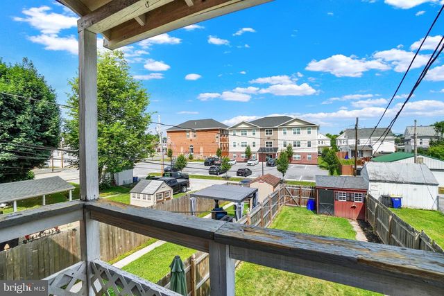 64 S 4TH ST, Mount Wolf, PA 17347