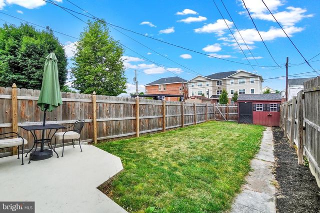 64 S 4TH ST, Mount Wolf, PA 17347