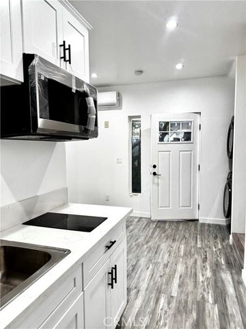 617 Mott Street, San Fernando, CA 91340