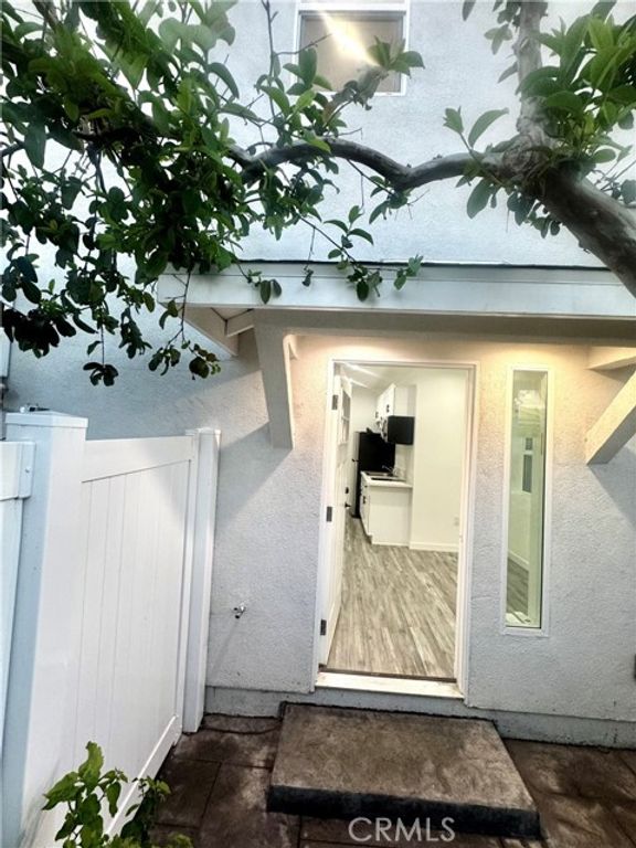 617 Mott Street, San Fernando, CA 91340