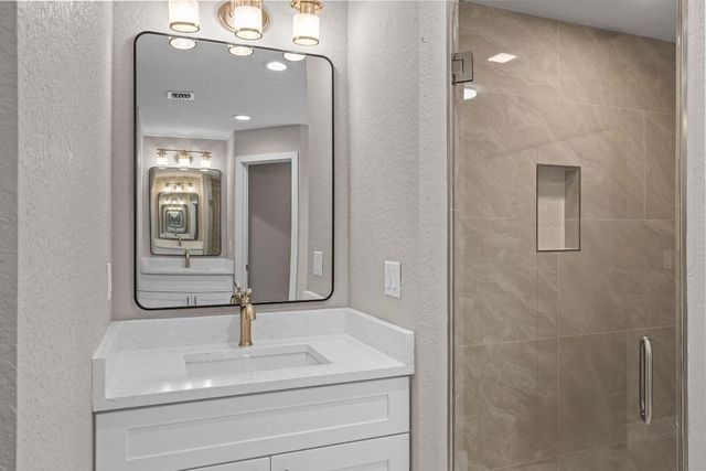 4611 Sunset Boulevard, Fort Pierce, FL 34982