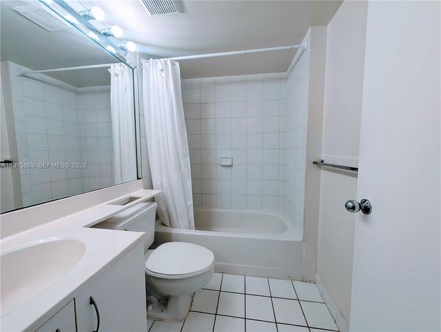 3300 NE 191st St 1208, Aventura, FL 33180