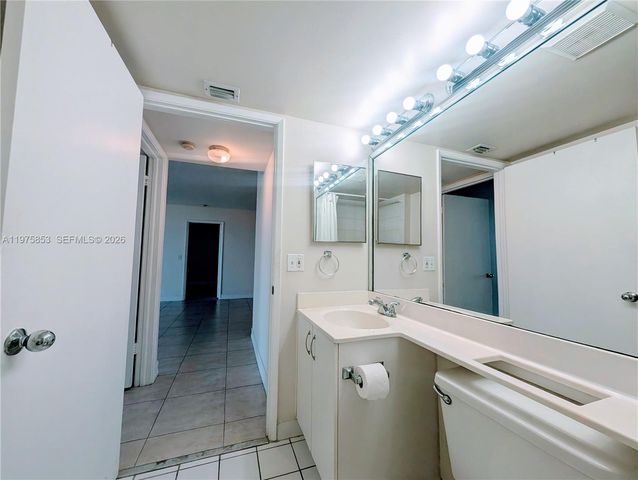 3300 NE 191st St 1208, Aventura, FL 33180