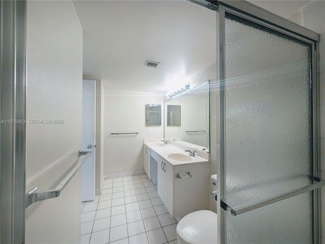 3300 NE 191st St 1208, Aventura, FL 33180