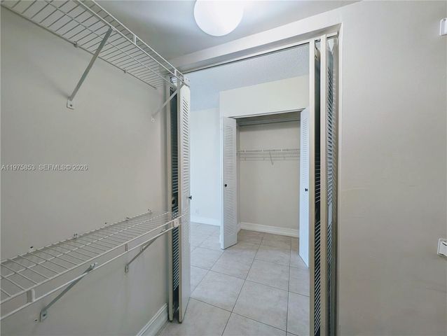 3300 NE 191st St 1208, Aventura, FL 33180