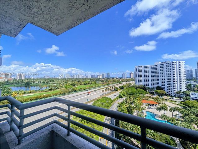 3300 NE 191st St 1208, Aventura, FL 33180
