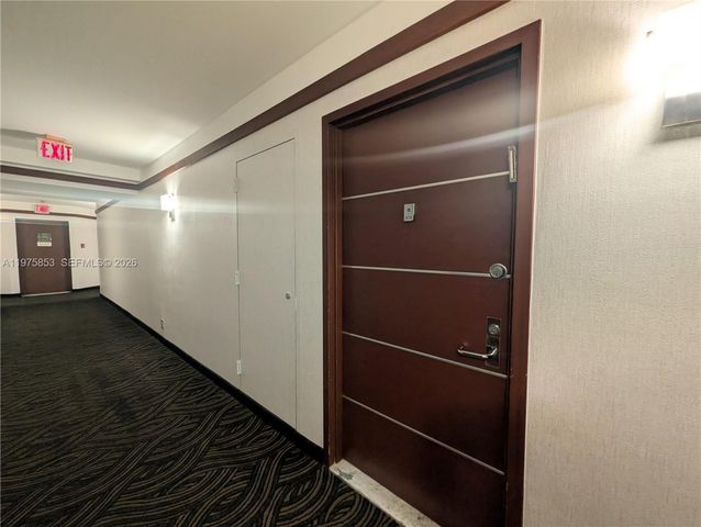 3300 NE 191st St 1208, Aventura, FL 33180