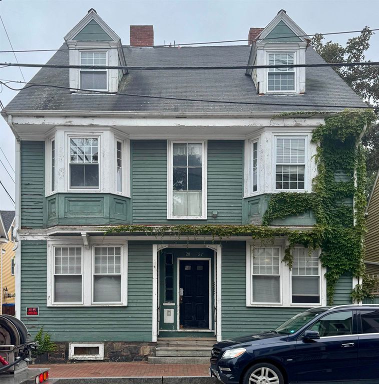 20 Chapel Street, Portsmouth, NH 03801