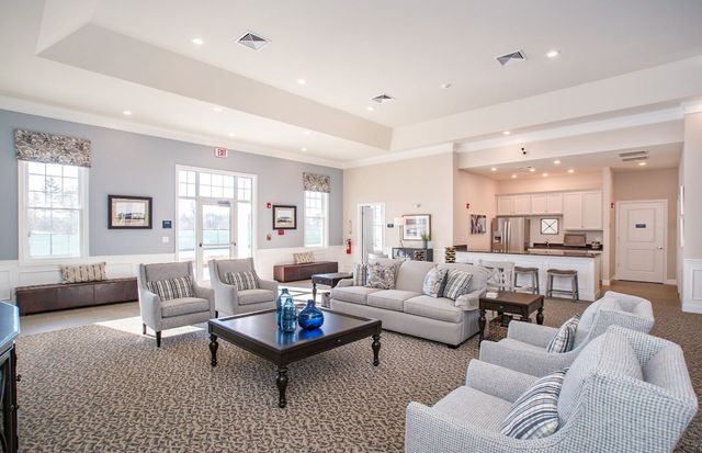320 Martins Landing 310, North Reading, MA 01864