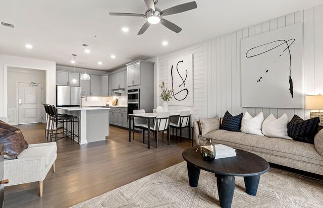 320 Martins Landing 310, North Reading, MA 01864