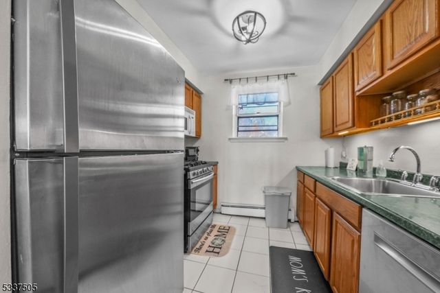 45 Wilfred St 19, West Orange Twp., NJ 07052