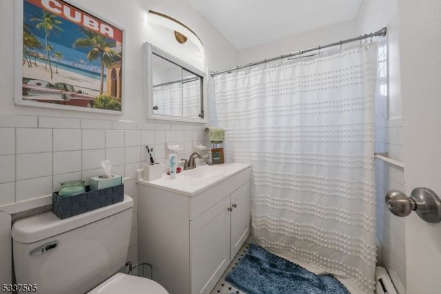 45 Wilfred St 19, West Orange Twp., NJ 07052
