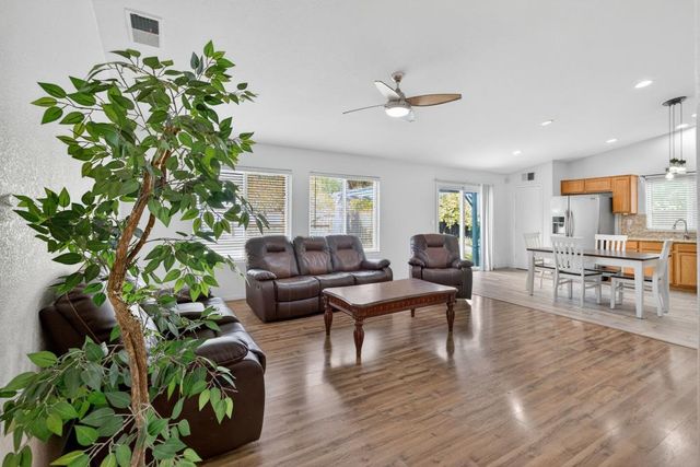 10009 Copco Ln, Stockton, CA 95219