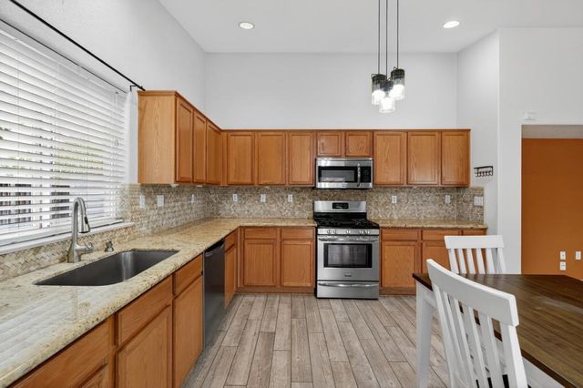 10009 Copco Ln, Stockton, CA 95219