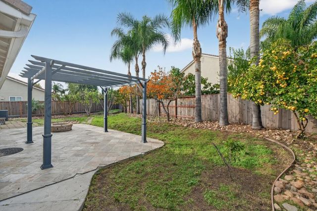 10009 Copco Ln, Stockton, CA 95219