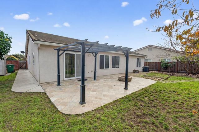 10009 Copco Ln, Stockton, CA 95219