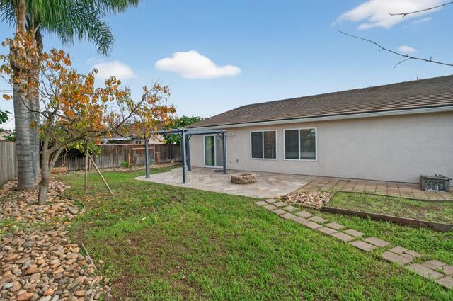 10009 Copco Ln, Stockton, CA 95219