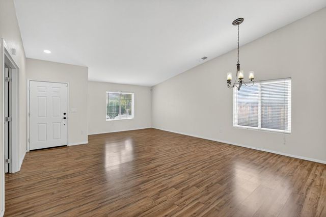 10009 Copco Ln, Stockton, CA 95219