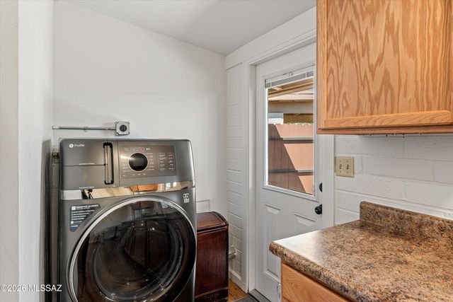 5901 N Oracle Rd Apt 14, Tucson, AZ 85704