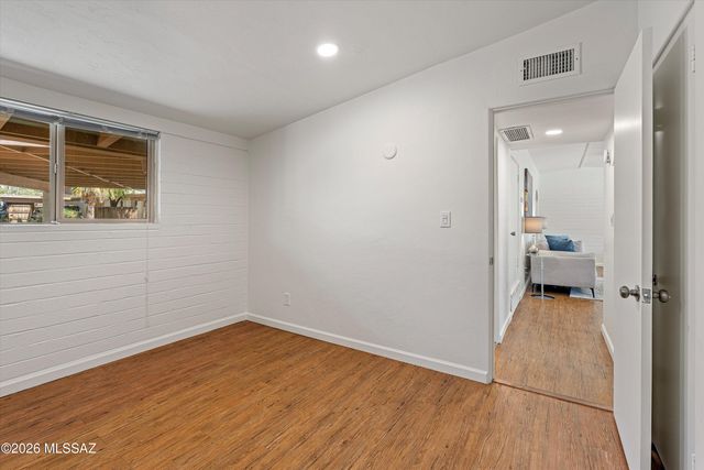 5901 N Oracle Rd Apt 14, Tucson, AZ 85704