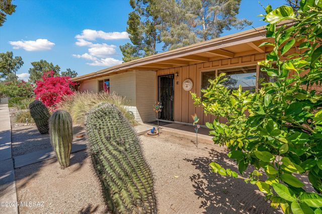 5901 N Oracle Rd Apt 14, Tucson, AZ 85704