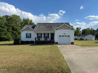 114 Hooks Glenn Drive, Kenly, NC 27542
