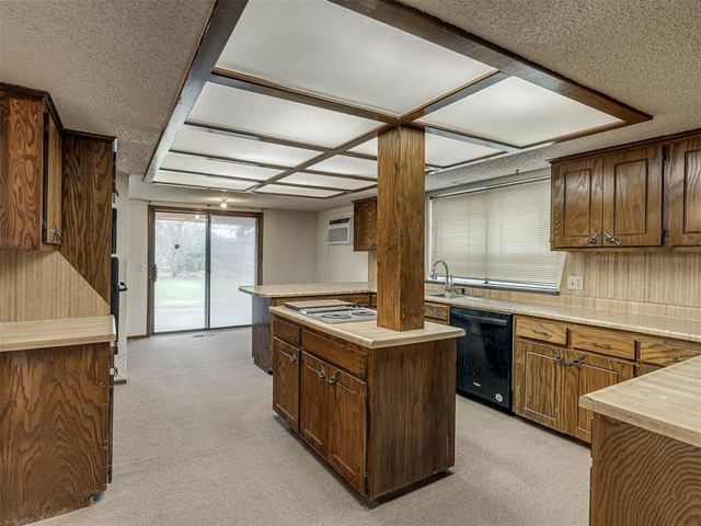 1025 Westchester Drive, Oklahoma City, OK 73114