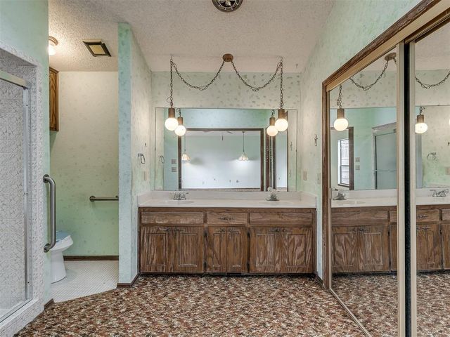 1025 Westchester Drive, Oklahoma City, OK 73114