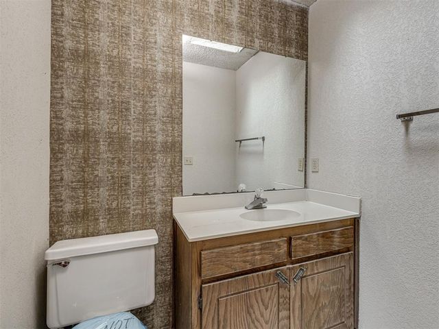 1025 Westchester Drive, Oklahoma City, OK 73114