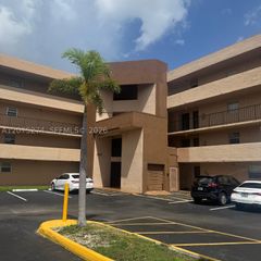 506 NW 87th Ave 309, Miami, FL 33172