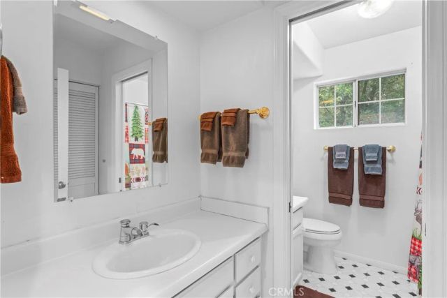 955 Teakwood Drive, Lake Arrowhead, CA 92352