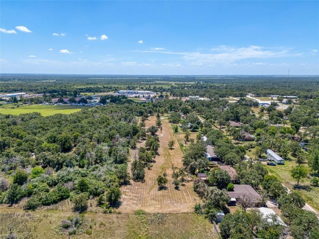 132 Oak Park One, Rockdale, TX 76567