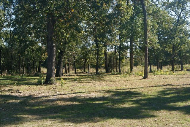 132 Oak Park One, Rockdale, TX 76567