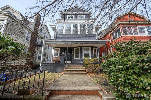 1053 Hunterdon Street, Newark, NJ 07112