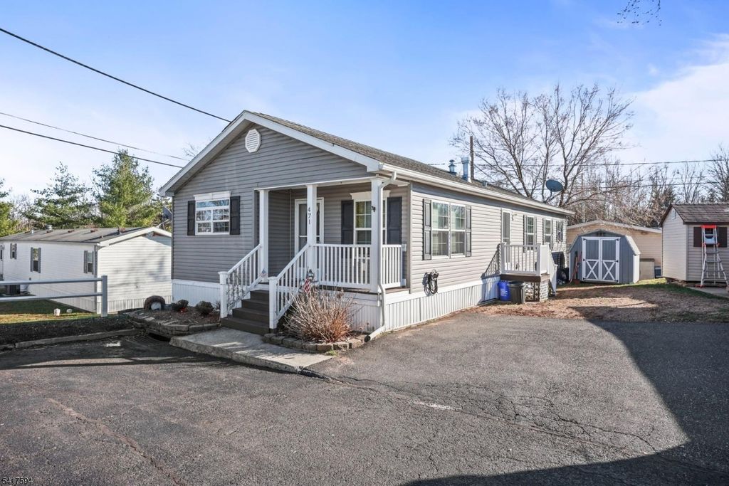 471 Kenbury Rd, Branchburg Twp., NJ 08876