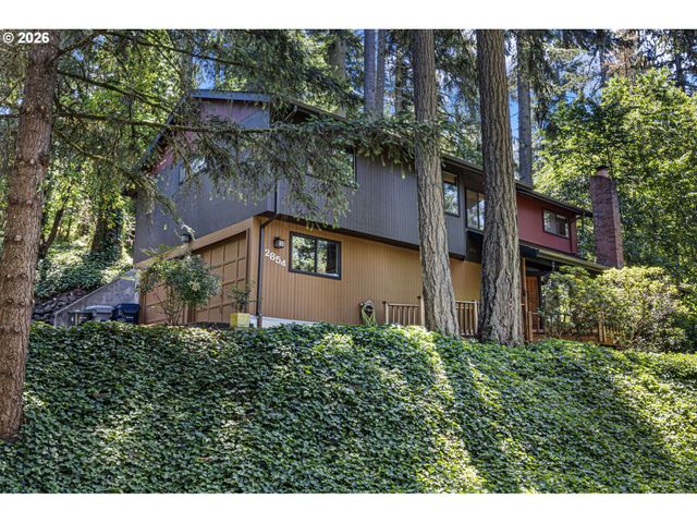 2854 WARREN St, Eugene, OR 97405