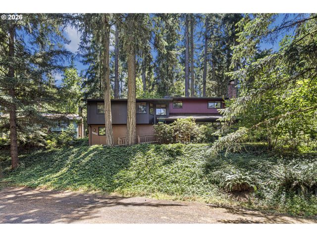 2854 WARREN St, Eugene, OR 97405