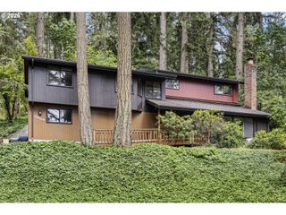 2854 WARREN St, Eugene, OR 97405