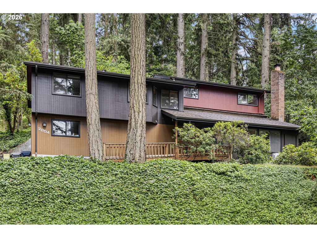 2854 WARREN St, Eugene, OR 97405