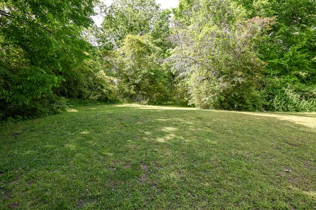 233 Pine Lane NW, Charleston, TN 37310