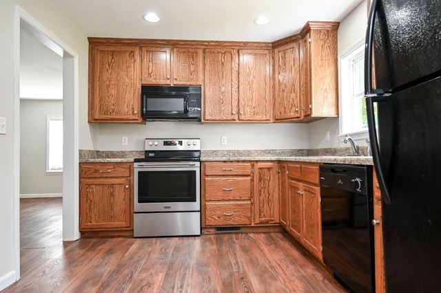 233 Pine Lane NW, Charleston, TN 37310