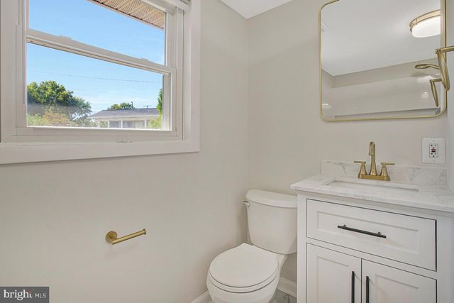 316 GLOUCESTER DR, Glen Burnie, MD 21061