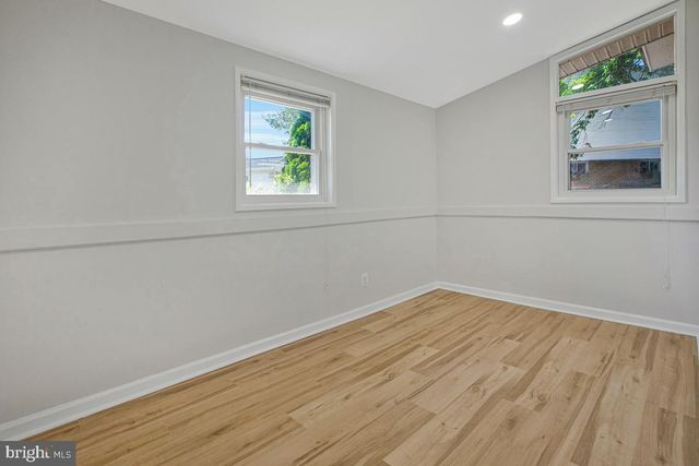 316 GLOUCESTER DR, Glen Burnie, MD 21061