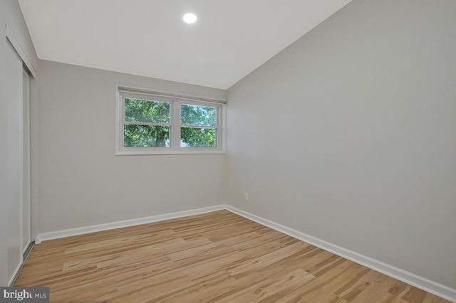 316 GLOUCESTER DR, Glen Burnie, MD 21061