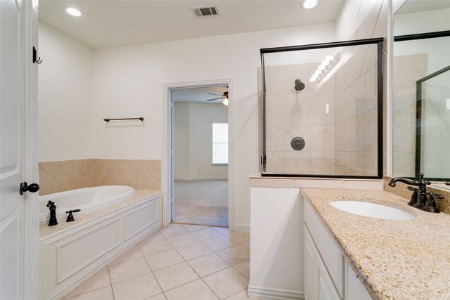 2500 Rockbrook Drive 55, Lewisville, TX 75067