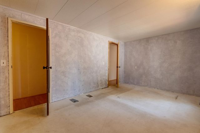 3928 E Lane Park Rd, Mead, WA 99021